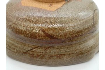 中里重利　絵唐津　約22cm　7.3寸　優美なフォルムが目を引く鉢(唐津焼、鳥、植物、深皿、和皿、中皿、変形皿、和食器、裏印、共箱付き、七寸三分)(R-079817)