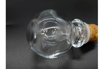 軽井沢　KARUIZAWA　貯蔵17年　モルトウイスキー(MALT WHISKY)　空瓶　高級感漂うデキャンタ(空ボトル、空き瓶、デカンタ、ガラス、硝子、酒器、飾りボトル、ディスプレイ、外箱付き)(R-079818)
