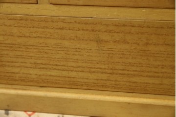 和製ビンテージ　桐(キリ)材　小物整理に大活躍!引き出し25杯の薬箪笥(R-079822)