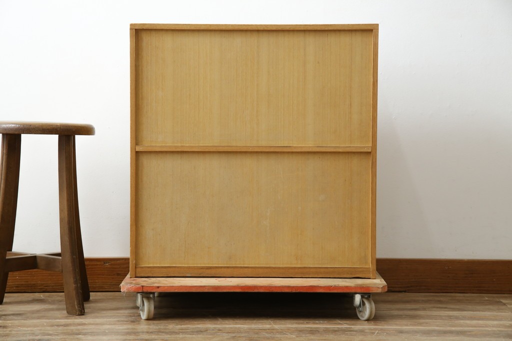 和製ビンテージ　桐(キリ)材　小物整理に大活躍!引き出し25杯の薬箪笥(R-079822)