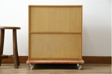 和製ビンテージ　桐(キリ)材　小物整理に大活躍!引き出し25杯の薬箪笥(R-079822)