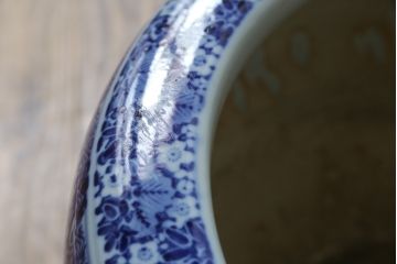 和製アンティーク　昭和初期〜中期　窓絵松竹図・南天　縁起の良いモチーフが描かれた瀬戸火鉢(鉢カバー、傘立て、金魚鉢)(R-079824)