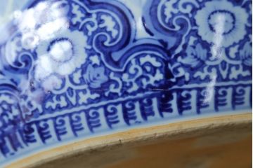 和製アンティーク　昭和初期〜中期　窓絵松竹図・南天　縁起の良いモチーフが描かれた瀬戸火鉢(鉢カバー、傘立て、金魚鉢)(R-079824)