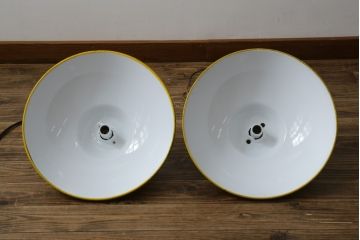 和製アンティーク　レトロで可愛らしいホーロー製の大振りな照明2個セット(天井照明、ペンダントライト、シェードライト)(R-079826)