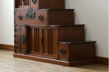 中古　美品　両面使い　魅せる収納としても大活躍の階段箪笥(階段タンス、収納たんす、和箪笥、引き出し)(R-079828)