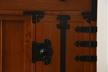 中古　美品　両面使い　魅せる収納としても大活躍の階段箪笥(階段タンス、収納たんす、和箪笥、引き出し)(R-079828)