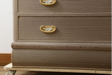 中古　美品　最高級　通産大臣指定伝統工芸品　伝統工芸士　鹿島金正作　高千穂　品のある佇まいで和の雰囲気を引き立てる名古屋総桐たんす(胴丸、総桐たんす、着物箪笥、引き出し、和たんす、衣装箪笥、バラ売り可能)(定価約250万円)(R-079829)