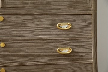 中古　美品　最高級　通産大臣指定伝統工芸品　伝統工芸士　鹿島金正作　高千穂　品のある佇まいで和の雰囲気を引き立てる名古屋総桐たんす(胴丸)　定価約250万円相当　(R-079829)