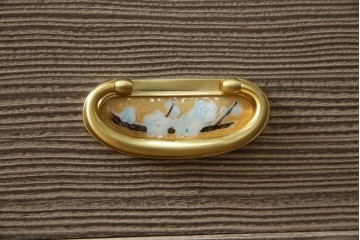 中古　美品　最高級　通産大臣指定伝統工芸品　伝統工芸士　鹿島金正作　高千穂　品のある佇まいで和の雰囲気を引き立てる名古屋総桐たんす(胴丸)　定価約250万円相当　(R-079829)