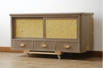 中古　美品　最高級　通産大臣指定伝統工芸品　伝統工芸士　鹿島金正作　高千穂　品のある佇まいで和の雰囲気を引き立てる名古屋総桐たんす・上段(胴丸、総桐たんす、引き出し、和たんす、ローボード、テレビ台、収納棚、戸棚)(R-079830)
