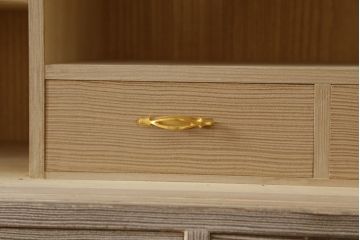 中古　美品　最高級　通産大臣指定伝統工芸品　伝統工芸士　鹿島金正作　高千穂　品のある佇まいで和の雰囲気を引き立てる名古屋総桐たんす・上段(胴丸、総桐たんす、引き出し、和たんす、ローボード、テレビ台、収納棚、戸棚)(R-079830)