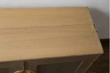 中古　美品　最高級　通産大臣指定伝統工芸品　伝統工芸士　鹿島金正作　高千穂　品のある佇まいで和の雰囲気を引き立てる名古屋総桐たんす・中段(胴丸、総桐たんす、着物箪笥、引き出し、和たんす、衣装箪笥、チェスト)(R-079831)