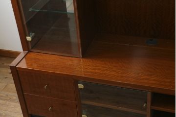 中古　美品!!　カリモク家具(karimoku)　ドマーニ(domani)　フォルザ(Forza)シリーズ　堂々とした佇まいが魅力的なシアターボード(テレビ台、テレビボード、収納棚、飾り棚、陳列棚)(R-079833)