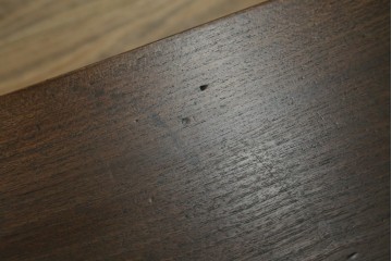 和製アンティーク　明治から大正期　上手物!!　指物高級品!　引き出し3杯付き　背面の幕板デザインが素敵な文机　(R-079836)