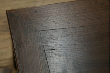 和製アンティーク　明治から大正期　上手物!!　指物高級品!　引き出し3杯付き　背面の幕板デザインが素敵な文机　(R-079836)