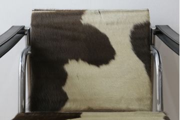 アンティーク家具　超希少!!　当時のオリジナル品　ダメージ有り　ル・コルビュジエ(Le Corbusier)　ピエール・ジャンヌレ(Pierre Jeanneret) シャルロット・ペリアン(Charlotte Perriand)　LC1　ワンランク上の空間づくりにおすすめなスリングチェア(バスキュランチェア、アームチェア、椅子、イス、Cassina、カッシーナ)(R-079837)