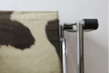 アンティーク家具　超希少!!　当時のオリジナル品　ダメージ有り　ル・コルビュジエ(Le Corbusier)　ピエール・ジャンヌレ(Pierre Jeanneret) シャルロット・ペリアン(Charlotte Perriand)　LC1　ワンランク上の空間づくりにおすすめなスリングチェア(バスキュランチェア、アームチェア、椅子、イス、Cassina、カッシーナ)(R-079837)