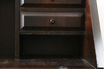 中古　北海道民芸家具　コンパクトで使い勝手の良いライティングビューロー(簿記机、ワークデスク、引き出し、サイドチェスト、在宅用、在宅ワーク用)(R-079838)