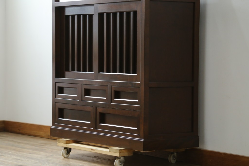 中古　美品　松本民芸家具　530型　和の雰囲気が魅力的な茶タンス　定価約43万円　(R-079839)