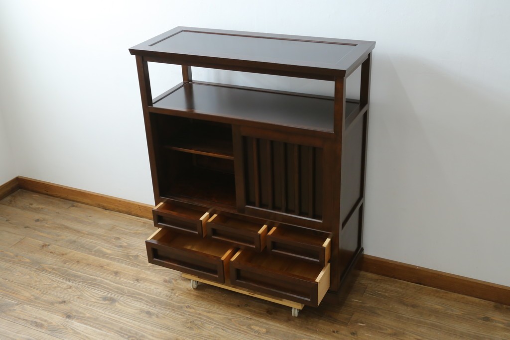 中古　美品　松本民芸家具　530型　和の雰囲気が魅力的な茶タンス　定価約43万円　(R-079839)