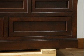 中古　美品　松本民芸家具　530型　和の雰囲気が魅力的な茶タンス　定価約43万円　(R-079839)