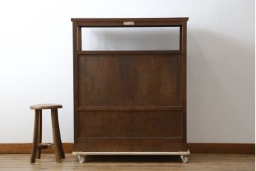 中古　美品　松本民芸家具　530型　和の雰囲気が魅力的な茶タンス(茶棚、飾り棚、戸棚、収納棚、サイドキャビネット)(定価約43万円)(R-079839)