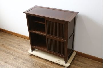 和製ビンテージ　松本民芸家具　A型舞良茶タンス　和モダンの空間づくりにも活躍する収納棚(下駄箱、靴箱、本箱、戸棚、食器棚、サイドボード、ヴィンテージ)(R-079840)