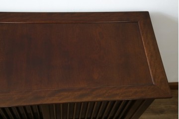 和製ビンテージ　松本民芸家具　A型舞良茶タンス　和モダンの空間づくりにも活躍する収納棚　(R-079840)