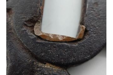 時代武具　鉄地　透かし　丸形　葉と櫂の図?　趣深い大鍔(櫓?、彫刻、刀装具、ケース付き)(R-079842)