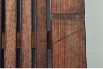 アンティーク建具　上手物!!　北陸産　堂々とした佇まいが存在感を放つ格子蔵戸1枚(格子戸、引き戸、玄関戸)(R-079855)