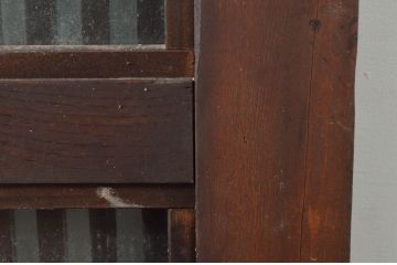 アンティーク建具　欅(ケヤキ)材　堂々とした佇まいが存在感を放つガラス入り格子蔵戸1枚(玄関戸、格子戸、引き戸)(R-079856)