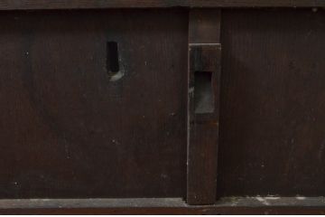 アンティーク建具　欅(ケヤキ)材　堂々とした佇まいが存在感を放つガラス入り格子蔵戸1枚(玄関戸、格子戸、引き戸)(R-079856)