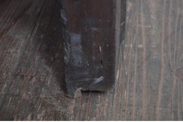 アンティーク建具　欅(ケヤキ)材　堂々とした佇まいが存在感を放つガラス入り格子蔵戸1枚(玄関戸、格子戸、引き戸)(R-079856)