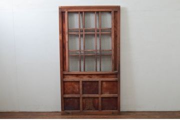 アンティーク建具　総欅(ケヤキ)材　時代の流れを感じさせる升目(マス目)格子蔵戸1枚(きつね格子、狐格子、引き戸、玄関戸、格子戸)(R-079859)