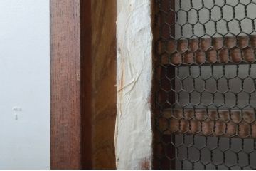 アンティーク建具　総欅(ケヤキ)材　時代の流れを感じさせる升目(マス目)格子蔵戸1枚(きつね格子、狐格子、引き戸、玄関戸、格子戸)(R-079859)