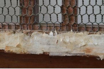 アンティーク建具　総欅(ケヤキ)材　時代の流れを感じさせる升目(マス目)格子蔵戸1枚(きつね格子、狐格子、引き戸、玄関戸、格子戸)(R-079859)