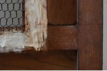 アンティーク建具　総欅(ケヤキ)材　時代の流れを感じさせる升目(マス目)格子蔵戸1枚(きつね格子、狐格子、引き戸、玄関戸、格子戸)(R-079859)