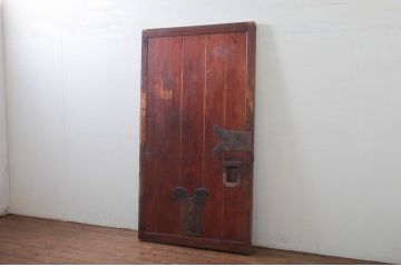 アンティーク建具　欅(ケヤキ)材・檜(ヒノキ)材　時を経た風合いが楽しめる蔵戸1枚(引き戸、玄関戸)(R-079860)