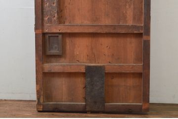 アンティーク建具　欅(ケヤキ)材・檜(ヒノキ)材　時を経た風合いが楽しめる蔵戸1枚(引き戸、玄関戸)(R-079860)