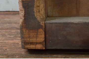 アンティーク建具　欅(ケヤキ)材・檜(ヒノキ)材　時を経た風合いが楽しめる蔵戸1枚(引き戸、玄関戸)(R-079860)