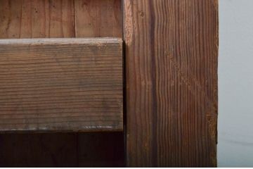 アンティーク建具　デザインが良いね!経年を感じる風合いが魅力の鉄格子入り蔵戸1枚(引き戸、玄関戸)(R-079861)