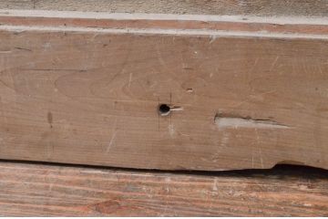 アンティーク建具　大振り!!　栗材・檜(ヒノキ)材　堂々とした佇まいが存在感を放つ蔵戸1枚(引き戸、玄関戸)(R-079864)
