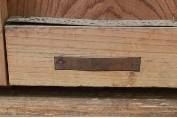 アンティーク建具　美しい総欅(ケヤキ)材の蔵戸1枚(引き戸、玄関戸)(R-079868)