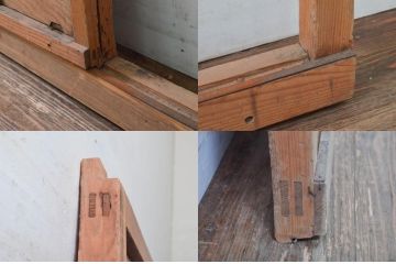 アンティーク建具　和の風情を醸し出すくぐり戸(蔵戸、玄関戸、格子戸、引き戸)(R-079871)