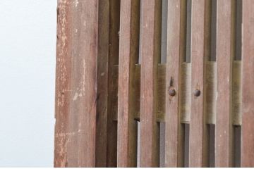 アンティーク建具　堂々とした佇まいが存在感を放つ格子蔵戸1枚(格子戸、引き戸、玄関戸)(R-079873)