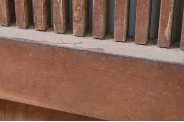 アンティーク建具　堂々とした佇まいが存在感を放つ格子蔵戸1枚(格子戸、引き戸、玄関戸)(R-079873)