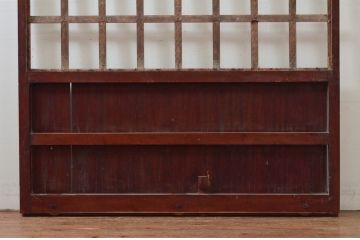 アンティーク建具　和の貫禄を漂わせる升目(マス目)格子蔵戸1枚(きつね格子、狐格子、引き戸、玄関戸、格子戸)(R-079874)