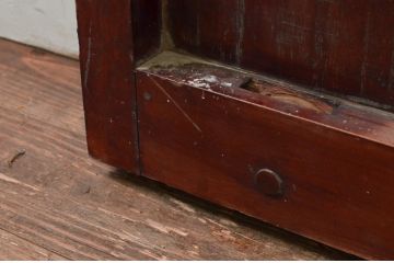 アンティーク建具　和の貫禄を漂わせる升目(マス目)格子蔵戸1枚(きつね格子、狐格子、引き戸、玄関戸、格子戸)(R-079874)