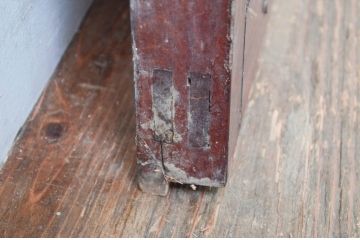アンティーク建具　和の貫禄を漂わせる升目(マス目)格子蔵戸1枚(きつね格子、狐格子、引き戸、玄関戸、格子戸)(R-079874)