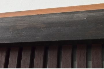 アンティーク建具　2トーンカラーが良いね　時代の流れを感じさせる格子蔵戸1枚(引き戸、玄関戸、格子戸)(R-079875)